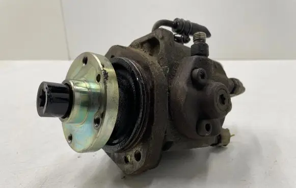 Nissan Pathfinder R51 Fuel injection high pressure pump 16700EB300 HU2940000370