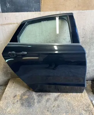 Ford Fusion Rear door