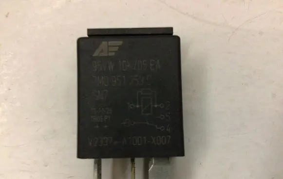 Volkswagen Sharan Other relay 7M0951253C 95VW10K705EA