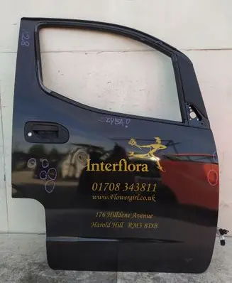 Nissan NV200 Front door