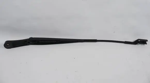 Front wiper blade arm