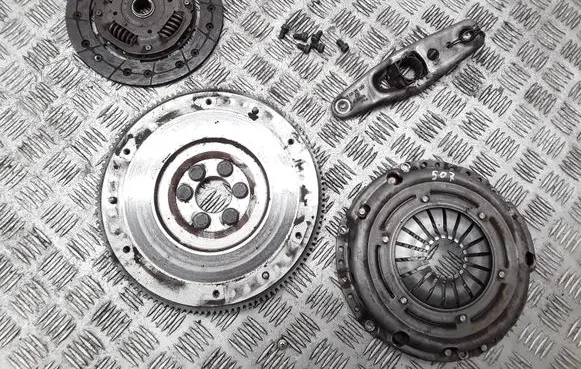 Seat Ibiza III (6L) Clutch set kit 03C141031 02T141153H 02T141153