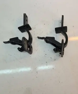 Volvo V70 Tailgate/trunk/boot hinge 31218425 3128426