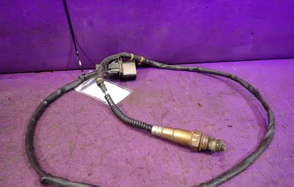 Audi A4 S4 B6 8E 8H Lambda probe sensor 0258007090