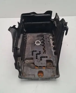 Volvo XC90 Battery tray 31299569
