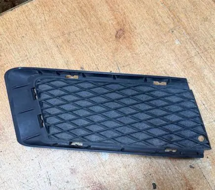 BMW 3 E92 E93 Front bumper lower grill 7178992 51117178992