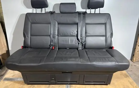 Volkswagen Multivan T5 Third row seats 