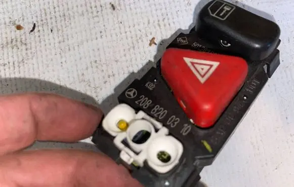 Mercedes-Benz E W210 Hazard light switch a2088200310 2088200310