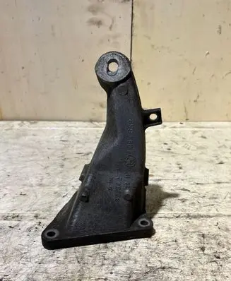 BMW 3 E46 Engine mounting bracket 1094652 22111094652