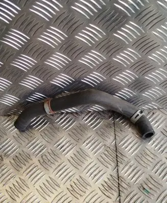 Nissan Leaf I (ZE0) Engine coolant pipe/hose