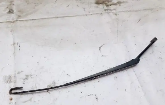 Audi A6 S6 C5 4B Front wiper blade arm 4B2955407