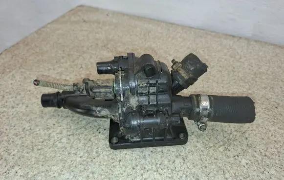 Citroen C4 Grand Picasso Thermostat 9684588980