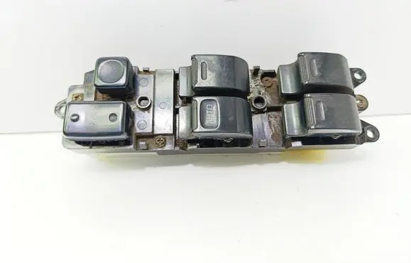 Toyota Corolla E90 Electric window control switch