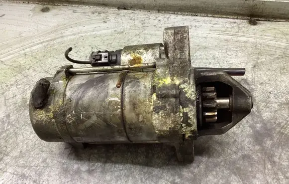 Toyota Avensis T250 Starter motor 281000R010 MS4280004920