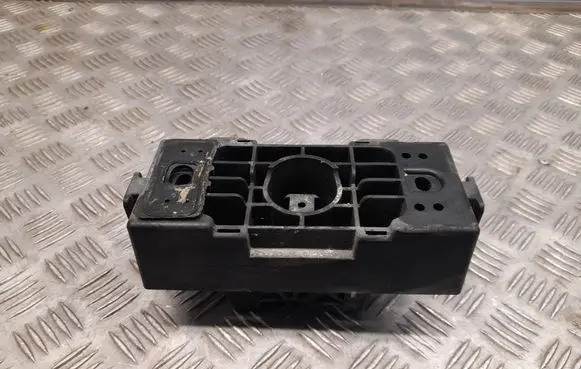 Mercedes-Benz GL X166 Jacking socket point A1666990134
