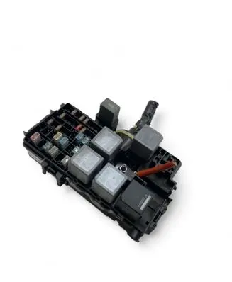 Volvo XC90 Fuse module 31384034