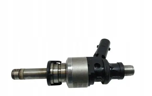 Audi RS7 C7 Fuel injector 3079036T