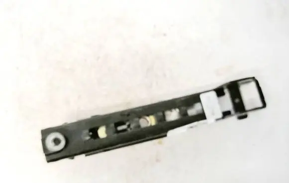 Ford C-MAX I Seat belt adjustment rail 3m51r611c46ac 3m51-r611c46-ac