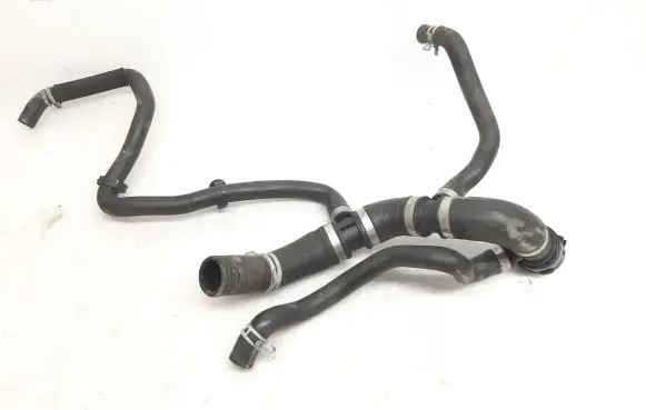 Volvo XC90 Engine coolant pipe/hose 31686003