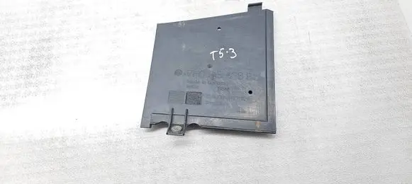 Volkswagen Transporter - Caravelle T5 Battery tray heat shield 7H0915438A 7E0915430A