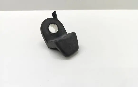 BMW 5 E60 E61 Tailgate glass/window release handle 8385694