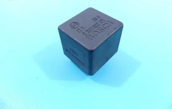 Mercedes-Benz E W124 Other relay 0332002171 IMPRK1279886