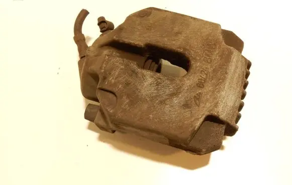 BMW 5 E60 E61 Front brake caliper 0624 55305