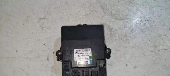 Mercedes-Benz B W245 Door control unit/module A1699000500
