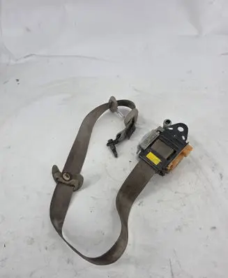 Toyota Avensis T250 Front seatbelt 7322005051 150406