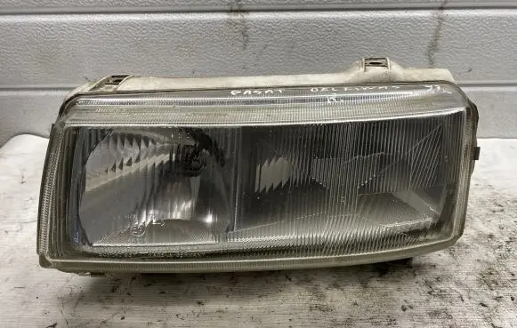Volkswagen PASSAT B7 USA Headlight/headlamp 301141967