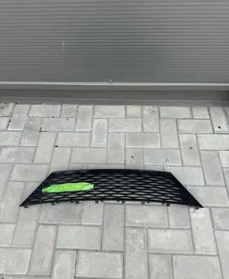 Seat Altea Front bumper lower grill 5P9853667
