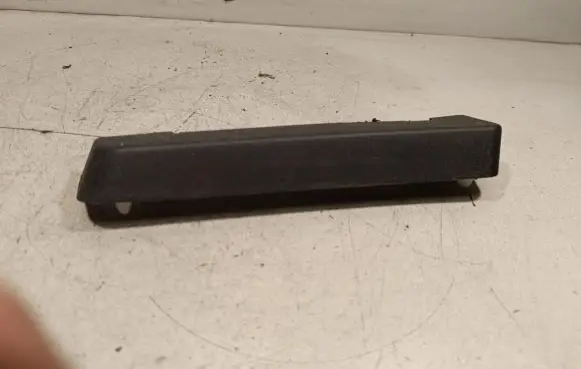 Jaguar XE Rear/tail light trim molding GX73425A34AA