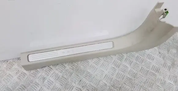 Volvo S90, V90 Front sill trim cover 31377616