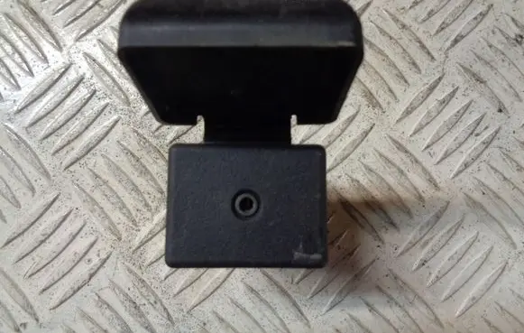 Opel Meriva B AUX in-socket connector 13339485