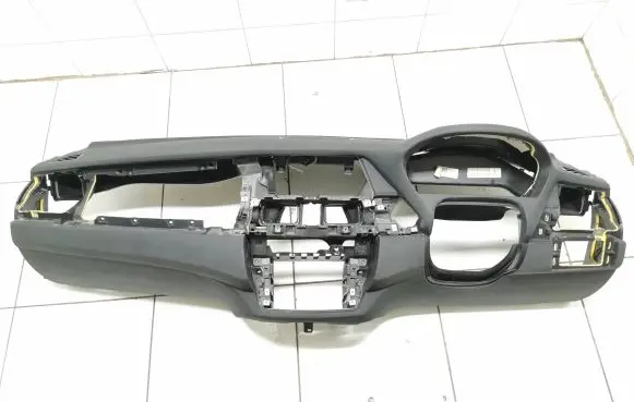 BMW X5 E70 Dashboard 70W1012 6982424 51456982424