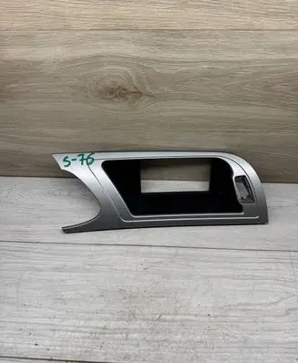 Audi A4 S4 B8 8K Radio/GPS head unit trim 8K1857186F