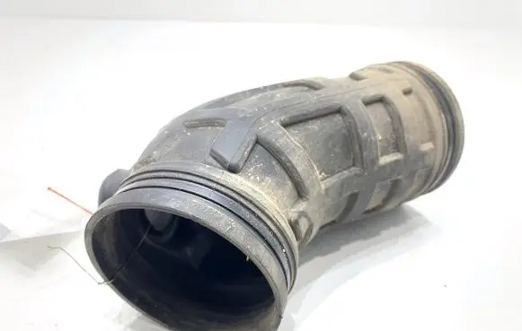 Alfa Romeo 159 Air intake hose/pipe 55193538
