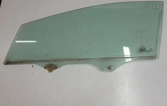 KIA Ceed Front door window glass four-door 