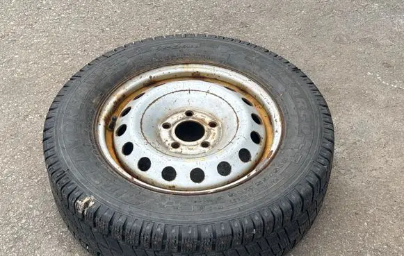 Opel Vivaro R16 spare wheel