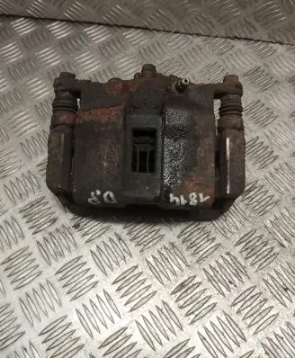 Honda FR-V Front brake caliper