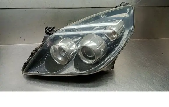 Opel Vectra C Front reflector 13170919