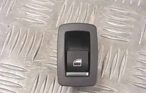 BMW X4 F26 Electric window control switch 9361936