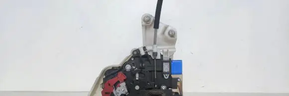 Volkswagen Phaeton Rear door lock PA66GF30