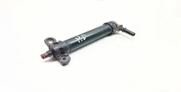 Jeep Grand Cherokee Headlight washer spray nozzle