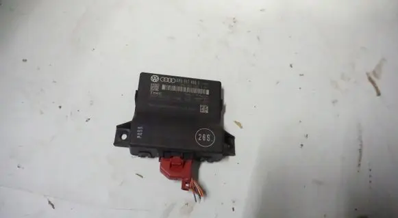 Audi A5 8T 8F Gateway control module 8R0907468L
