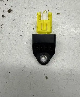 Toyota RAV 4 (XA40) Airbag deployment crash/impact sensor 8983133050