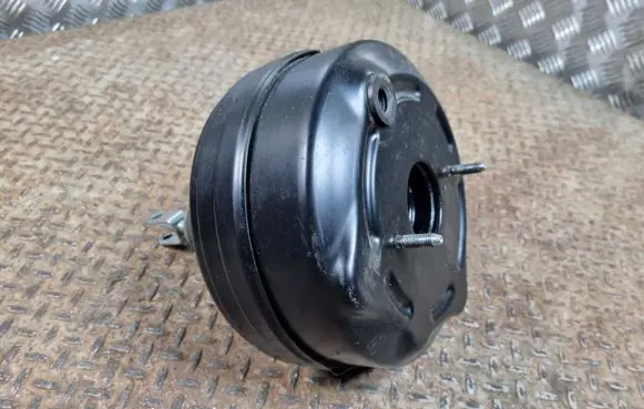 BMW 4 F36 Gran coupe Brake booster 6798423