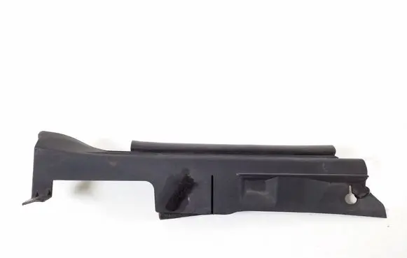 Engine bonnet/hood lock trim molding