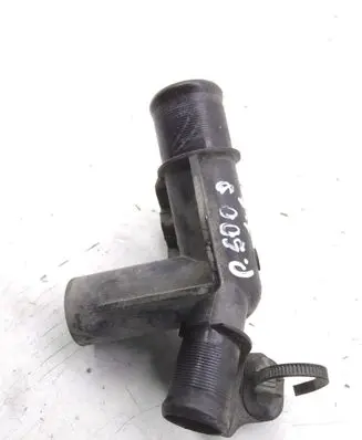 Peugeot 5008 Engine coolant pipe/hose 9684589080