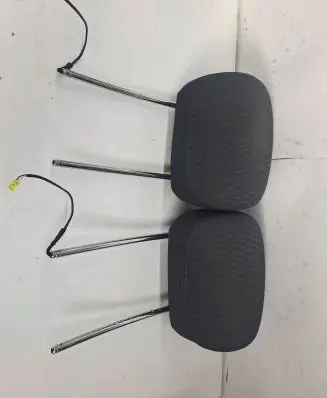 Mercedes-Benz E W211 Front seat headrest 